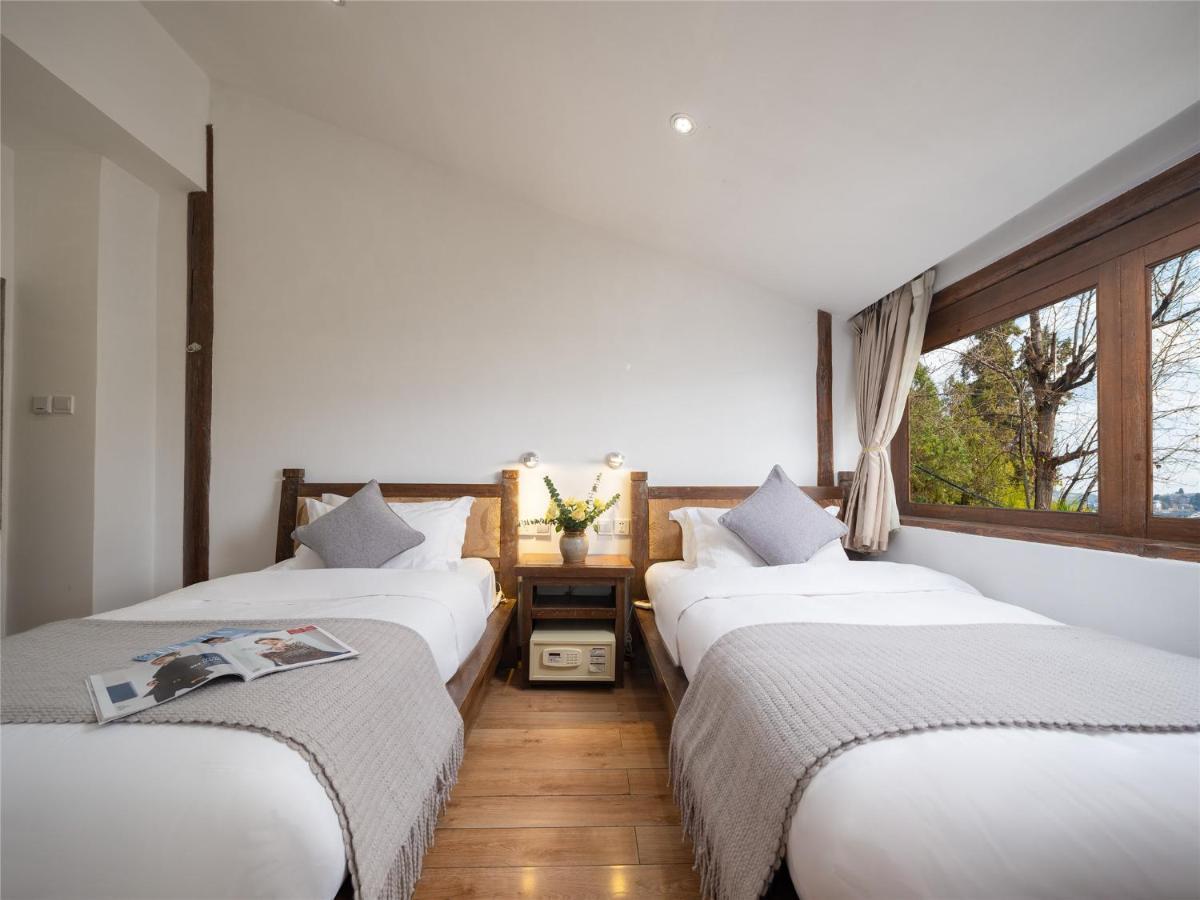 Lijiang Merry Inn Экстерьер фото