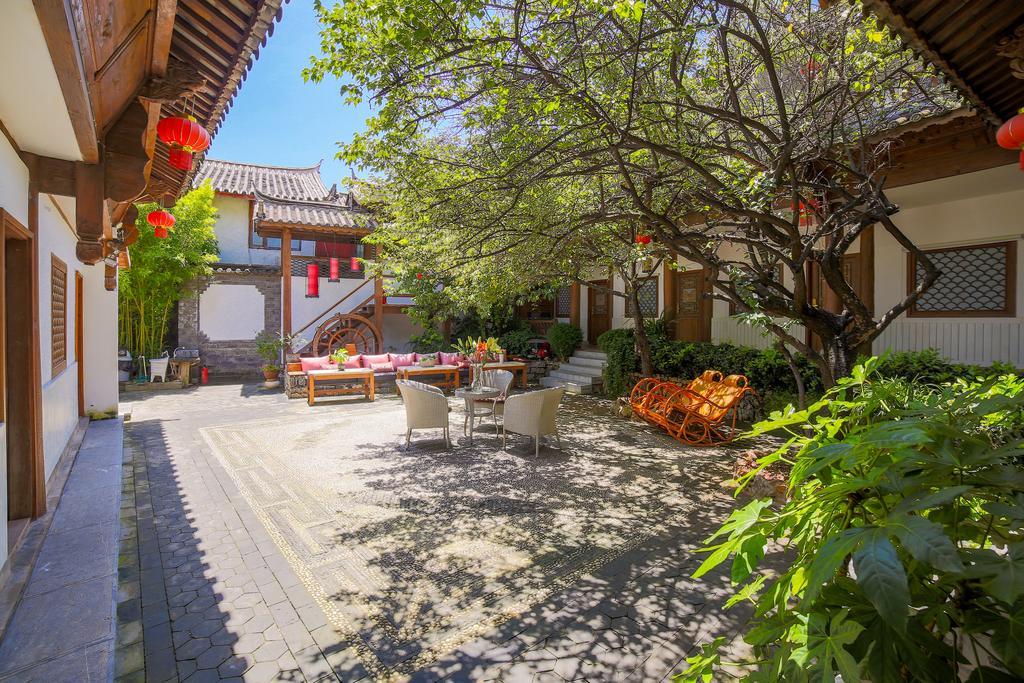 Lijiang Merry Inn Экстерьер фото