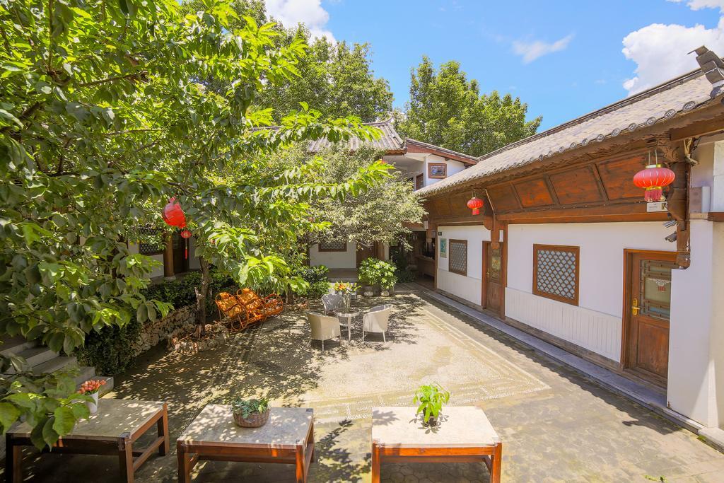 Lijiang Merry Inn Экстерьер фото