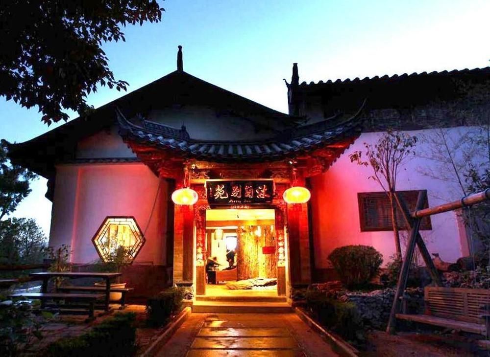 Lijiang Merry Inn Экстерьер фото