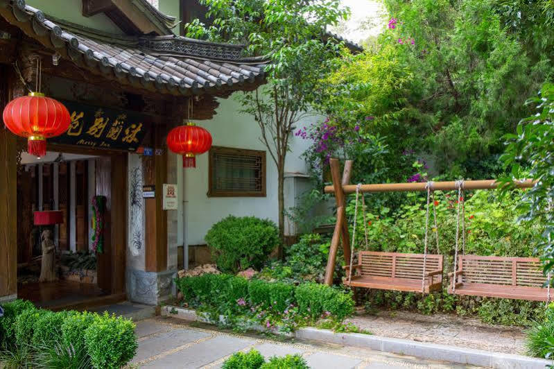 Lijiang Merry Inn Экстерьер фото